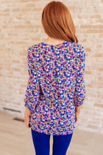 Load image into Gallery viewer, Lizzy Top in Blue and Pink Retro Ditsy Floral