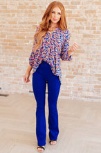 Load image into Gallery viewer, Lizzy Top in Blue and Pink Retro Ditsy Floral