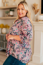 Load image into Gallery viewer, Lizzy Top in Pink Paisley
