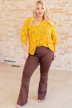 Load image into Gallery viewer, Lizzy Top in Yellow and Navy Paisley
