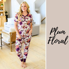 Load image into Gallery viewer, PREORDER: Short Sleeve Jogger Pajama Set in Eight Prints