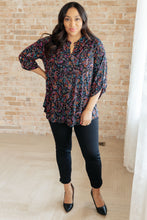 Load image into Gallery viewer, Lizzy Top in Black Paisley
