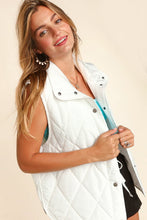 Load image into Gallery viewer, Sleeveless Puffer Vest in White