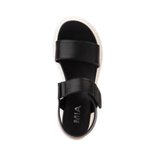 Load image into Gallery viewer, MIA Yuri Platform Sandal in Black