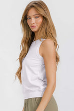 Load image into Gallery viewer, Ribbed Viscose Crew Neck Loose Fit Tank