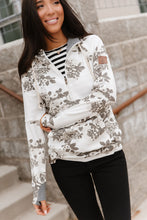 Load image into Gallery viewer, Ampersand HalfZip Sweatshirt - Chasing Moments