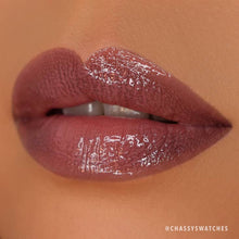 Load image into Gallery viewer, Glow Getter Hydrating Lip Oil in Au Naturel