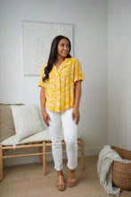 Load image into Gallery viewer, Clementine Floral Button Up Blouse