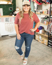 Load image into Gallery viewer, Mid Rise Destroy Slim Fit Judy Blue Jeans