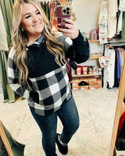 Load image into Gallery viewer, Mock Neck Side Button Fleece Pullover