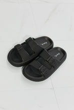 Load image into Gallery viewer, Comfy Casual Rubber Slide Sandal in Black
