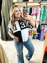 Load image into Gallery viewer, Huddle Up Color Block Top in Black