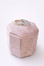 Load image into Gallery viewer, Forever Love Eternity Band- Gold