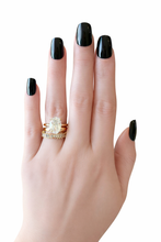 Load image into Gallery viewer, Christina 3 Piece Oval Ring Set- Gold