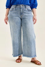 Load image into Gallery viewer, Mary Mid Rise Ankle Wide Leg + Hollywood WB + Fray Hem Judy Blue Jeans