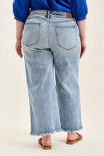 Load image into Gallery viewer, Mary Mid Rise Ankle Wide Leg + Hollywood WB + Fray Hem Judy Blue Jeans
