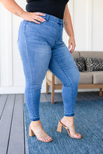 Load image into Gallery viewer, Amanda High Rise Pull on Release Hem Skinny Jeans