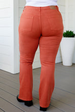 Load image into Gallery viewer, Mid Rise Slim Bootcut Judy Blue Jeans in Terracotta