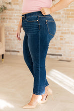 Load image into Gallery viewer, Mid Rise Vintage Cuffed Judy Blue Skinny Capri