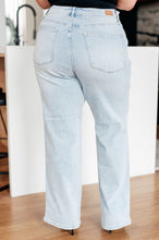 Load image into Gallery viewer, High Rise Control Top Vintage Wash Straight Judy Blue Jeans
