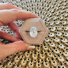 Load image into Gallery viewer, Camille Statement Ring