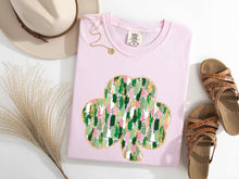 Load image into Gallery viewer, Camo Paint Stoke Clover Graphic Tee