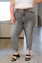 Load image into Gallery viewer, Charlotte High Rise Stone Wash Slim Judy Blue Jeans in Gray