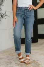 Load image into Gallery viewer, Colette Mid Rise Boyfriend Classic Cuffed