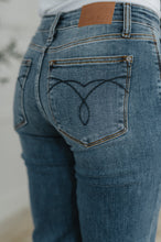 Load image into Gallery viewer, Colette Mid Rise Boyfriend Classic Cuffed