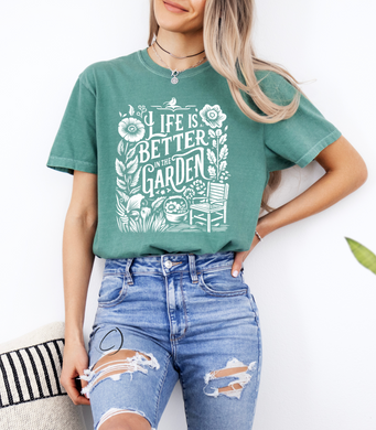 Life In The Garden Graphic Tee