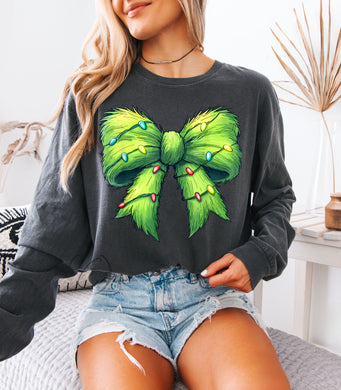 Holiday Cheer Bow Long Sleeve Graphic Tee