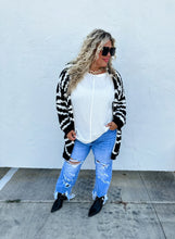Load image into Gallery viewer, Reversible Cardigan in Assorted Prints