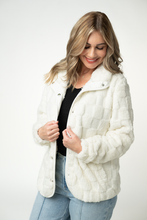 Load image into Gallery viewer, Checkered Snap Sherpa - Ivory