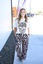 Load image into Gallery viewer, Ampersand Boyfriend Tee - Purr-fectly Spooky