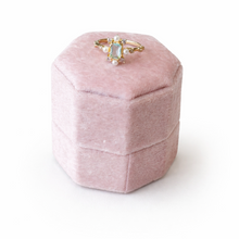 Load image into Gallery viewer, Marina Pearl Ring
