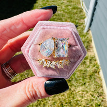 Load image into Gallery viewer, Toi et Moi 2 Piece Ring Set