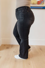 Load image into Gallery viewer, High Rise Classic Straight Judy Blue Jeans in Washed Black