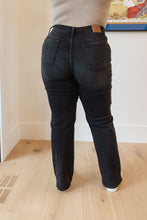 Load image into Gallery viewer, High Rise Classic Straight Judy Blue Jeans in Washed Black