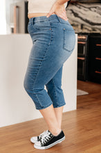 Load image into Gallery viewer, High Rise Cool Denim Pull On Capri Judy Blue Jeans