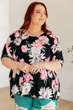 Load image into Gallery viewer, Essential Blouse in Black Floral