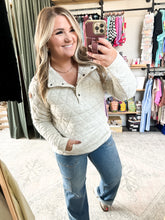 Load image into Gallery viewer, Geometric Button Snap Pullover - Oatmeal
