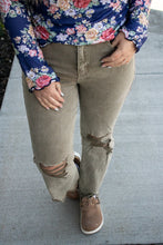 Load image into Gallery viewer, Midnight Rebel Acid Wash Straight Jeans