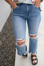 Load image into Gallery viewer, MEDIUM Wash RISEN High Rise Crop Straight Jeans
