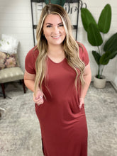 Load image into Gallery viewer, V Neck Maxi Dress With Pockets In Rosewood