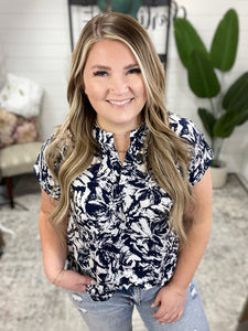 Lizzy Cap Sleeve Top in Navy Floral