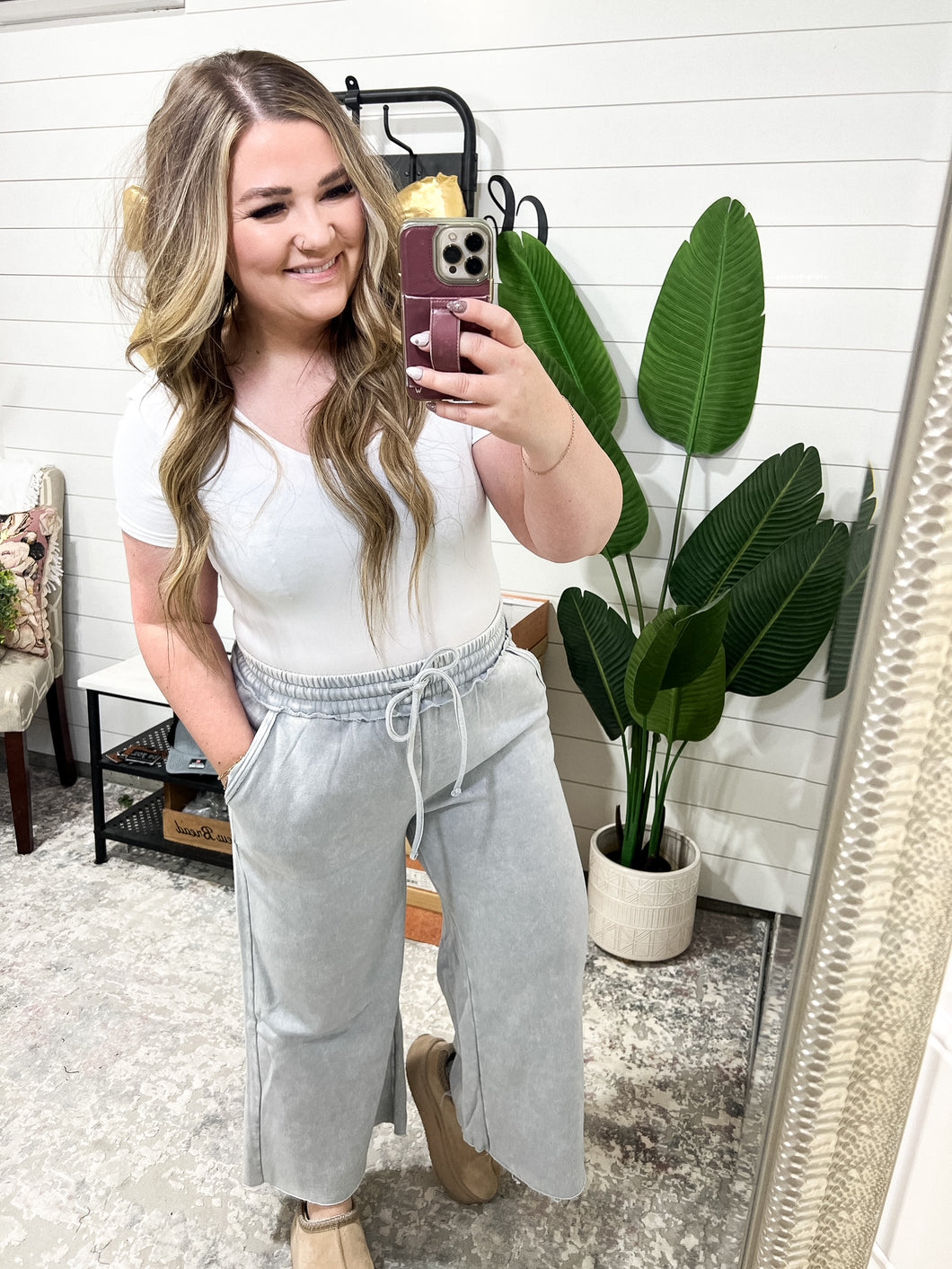 In or Out Wide Leg Cropped Pants in Light Grey