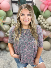 Load image into Gallery viewer, Essential Blouse in Grey and Pink Paisley