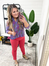 Load image into Gallery viewer, Magic Ankle Crop Skinny Pants in Spring Strawberry