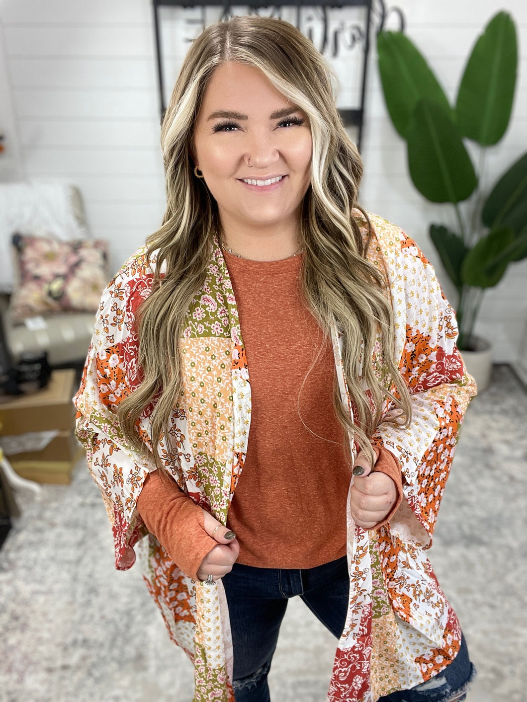 Patchwork of Feelings Mixed Floral Kimono