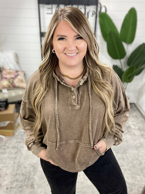 Good Vibes Mineral Wash Hoodie in Coffee